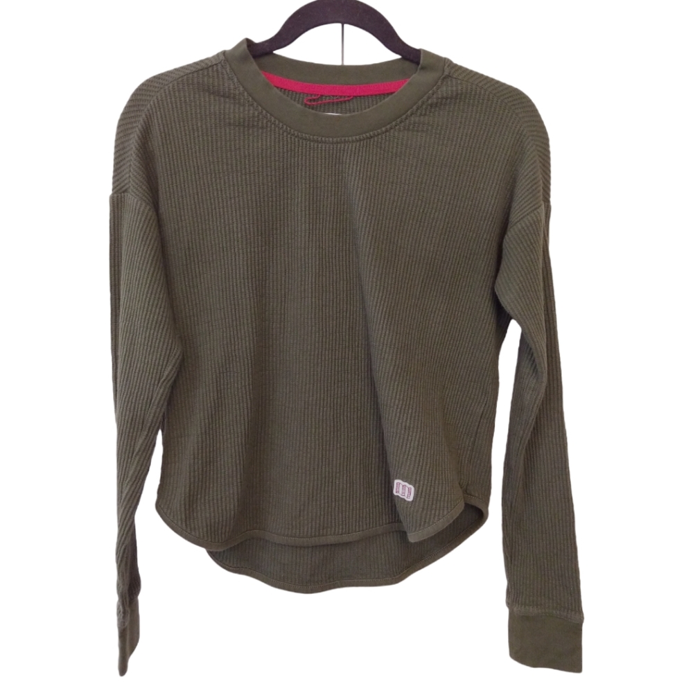 Topo Designs Green Waffle Knit Rounded Hem Long Sleeve. Small